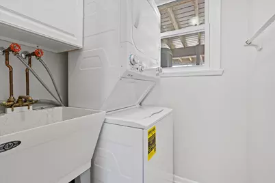 711 E Harvard St, Oconomowoc, WI 53066 - Photo 25