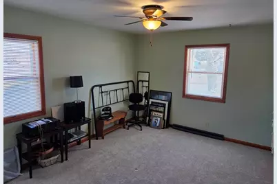 1132 S 35th St, Manitowoc, WI 54220 - Photo 7