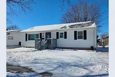 1132 S 35th St, Manitowoc, WI 54220 - Photo 1