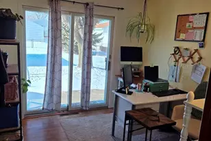 1132 S 35th St, Manitowoc, WI 54220 - Photo 11