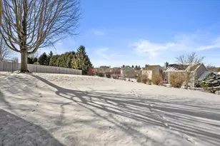 2607 Fox River Pkwy, Waukesha, WI 53189 - Photo 39