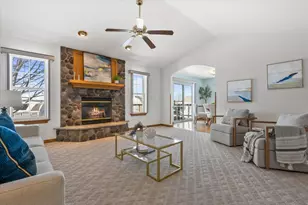 2607 Fox River Pkwy, Waukesha, WI 53189 - Photo 3