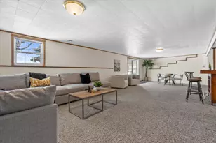 2607 Fox River Pkwy, Waukesha, WI 53189 - Photo 23