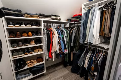 516 N Pleasant View St, Wauwatosa, WI 53226 - Photo 17