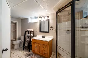 516 N Pleasant View St, Wauwatosa, WI 53226 - Photo 25