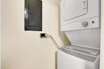 8643 N Servite Dr #115, Milwaukee, WI 53223 - Photo 11