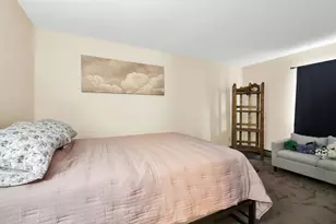 8643 N Servite Dr, Milwaukee, WI 53223 - Photo 17