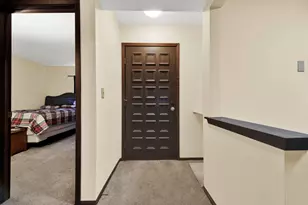 8643 N Servite Dr, Milwaukee, WI 53223 - Photo 9