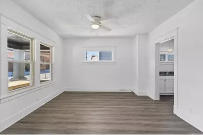 1948  Twelfth St, Racine, WI 53403 - Photo 9