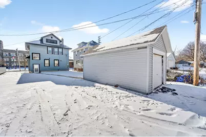 1948  Twelfth St, Racine, WI 53403 - Photo 3