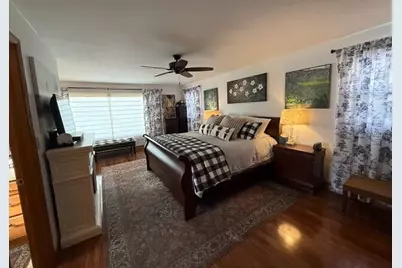 928 N 40th St, Manitowoc, WI 54220 - Photo 21