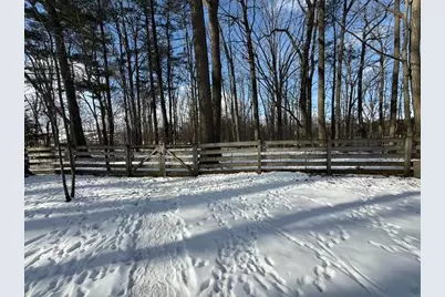 928 N 40th St, Manitowoc, WI 54220 - Photo 3