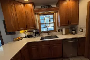 928 N 40th St, Manitowoc, WI 54220 - Photo 17