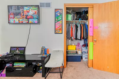 502 N 6th St, Racine, WI 53185 - Photo 33