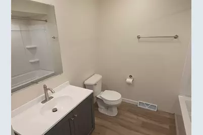 539  East Ave, Hartford, WI 53027 - Photo 9