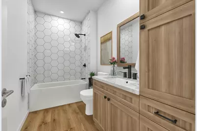 548  Pioneer Ct #Lt11 left, Dousman, WI 53118 - Photo 13