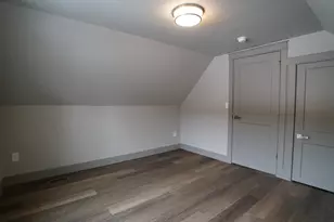 2214 S 60th St, West Allis, WI 53219 - Photo 21