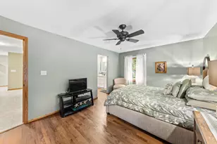 3320 N Knoll Terrace, Wauwatosa, WI 53222 - Photo 17