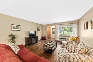 3320 N Knoll Terrace, Wauwatosa, WI 53222 - Photo 5