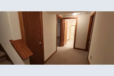 8098 S Meadowcreek Ct, Franklin, WI 53132 - Photo 37