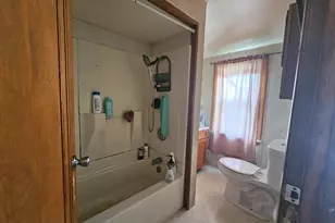 2820 21st St, Racine, WI 53403 - Photo 9