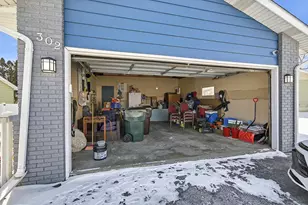 302 Martin St, Fort Atkinson, WI 53538 - Photo 25