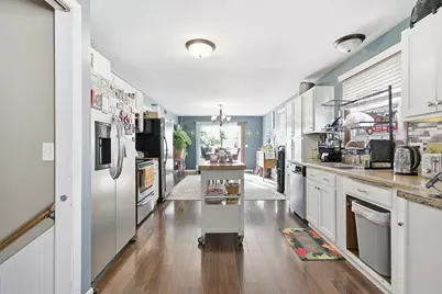 302  Martin St, Fort Atkinson, WI 53538 - Photo 9