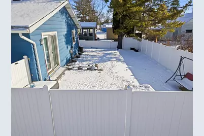 302  Martin St, Fort Atkinson, WI 53538 - Photo 5