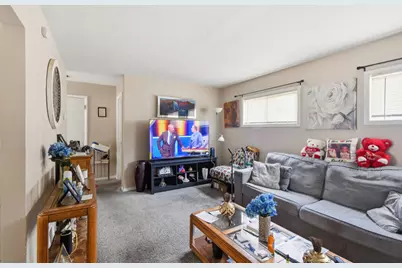 5649 N 61st St #5651, Milwaukee, WI 53218 - Photo 5