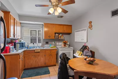 1309 S 93rd St #1311, West Allis, WI 53214 - Photo 5