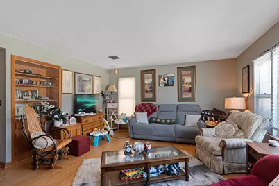1309 S 93rd St #1311, West Allis, WI 53214 - Photo 3