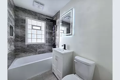 8114 W Congress St, Milwaukee, WI 53218 - Photo 17