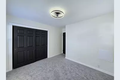 8114 W Congress St, Milwaukee, WI 53218 - Photo 21