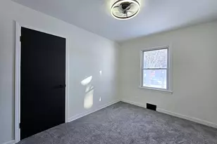 8114 W Congress St, Milwaukee, WI 53218 - Photo 25