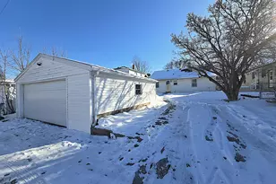 8114 W Congress St, Milwaukee, WI 53218 - Photo 39