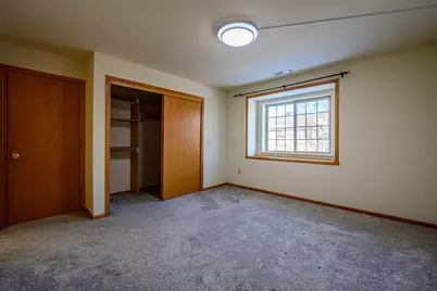 9354 W Loomis Rd #4, Franklin, WI 53132 - Photo 7