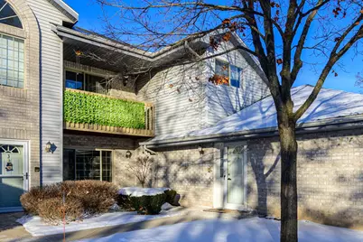 9354 W Loomis Rd #4, Franklin, WI 53132 - Photo 17