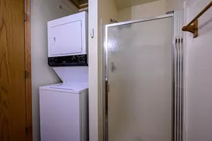 9354 W Loomis Rd, Franklin, WI 53132 - Photo 11