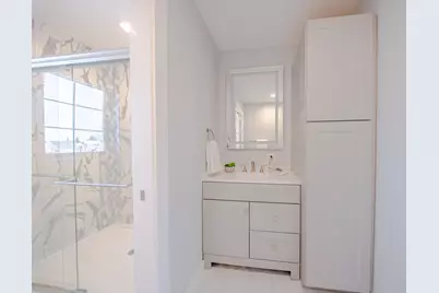 255  Lakeridge Dr, Oconomowoc, WI 53066 - Photo 11