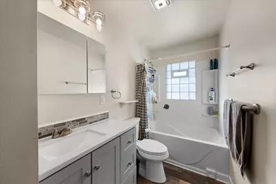 9257 S 94th St, Franklin, WI 53132 - Photo 17