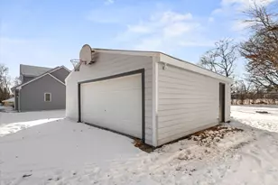 9257 S 94th St, Franklin, WI 53132 - Photo 29