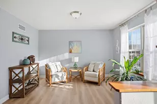 57 Happy Hollow Ln, Oconomowoc, WI 53066 - Photo 3