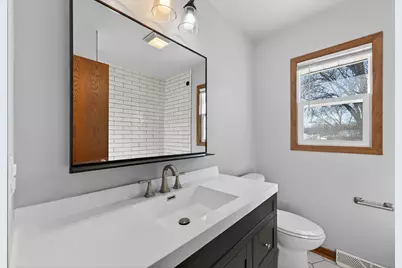 10525 W Custer Ave, Milwaukee, WI 53225 - Photo 15