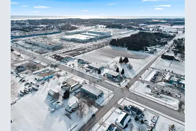 3420  Dewey St, Manitowoc, WI 54220 - Photo 25