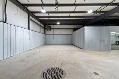 3420  Dewey St, Manitowoc, WI 54220 - Photo 19