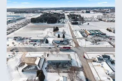 3420  Dewey St, Manitowoc, WI 54220 - Photo 23