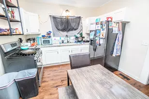 341 N Walnut St, Mayville, WI 53050 - Photo 3