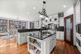 139 Legend Ct, Wales, WI 53183 - Photo 17