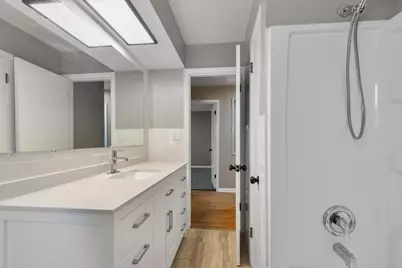 4306 N 72nd St, Milwaukee, WI 53216 - Photo 7