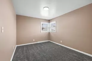 4306 N 72nd St, Milwaukee, WI 53216 - Photo 5